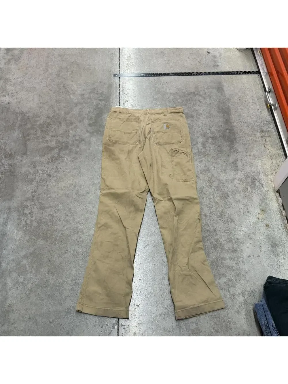 vintage carhartt beige relaxed baggy fit cargo pants size 34 x 36